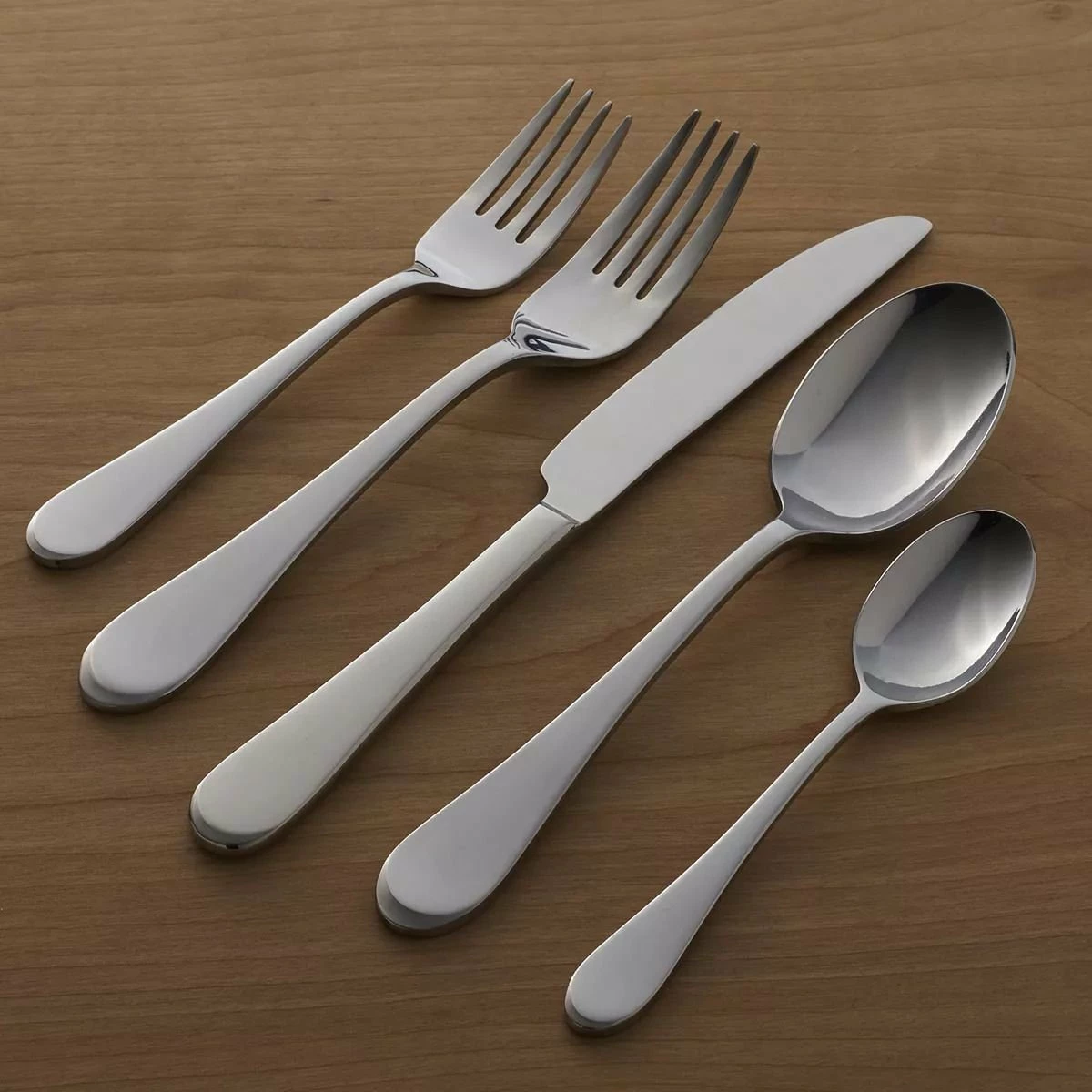 Oneida 18/0 Stainless Steel 45-Piece Flatware Set | Icarus 6 Oneida 18/0 Stainless Steel 45-Piece Flatware Set | Icarus - Image 4
