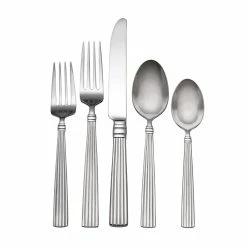 Reed & Barton Legacy Collection - 65 Pc Crescendo II Flatware Set