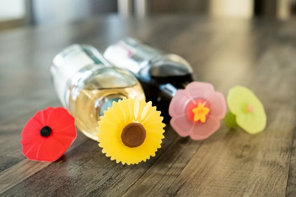 Charles Viancin Floral Bottle Stopper 6 Charles Viancin Floral Bottle Stopper - Image 4