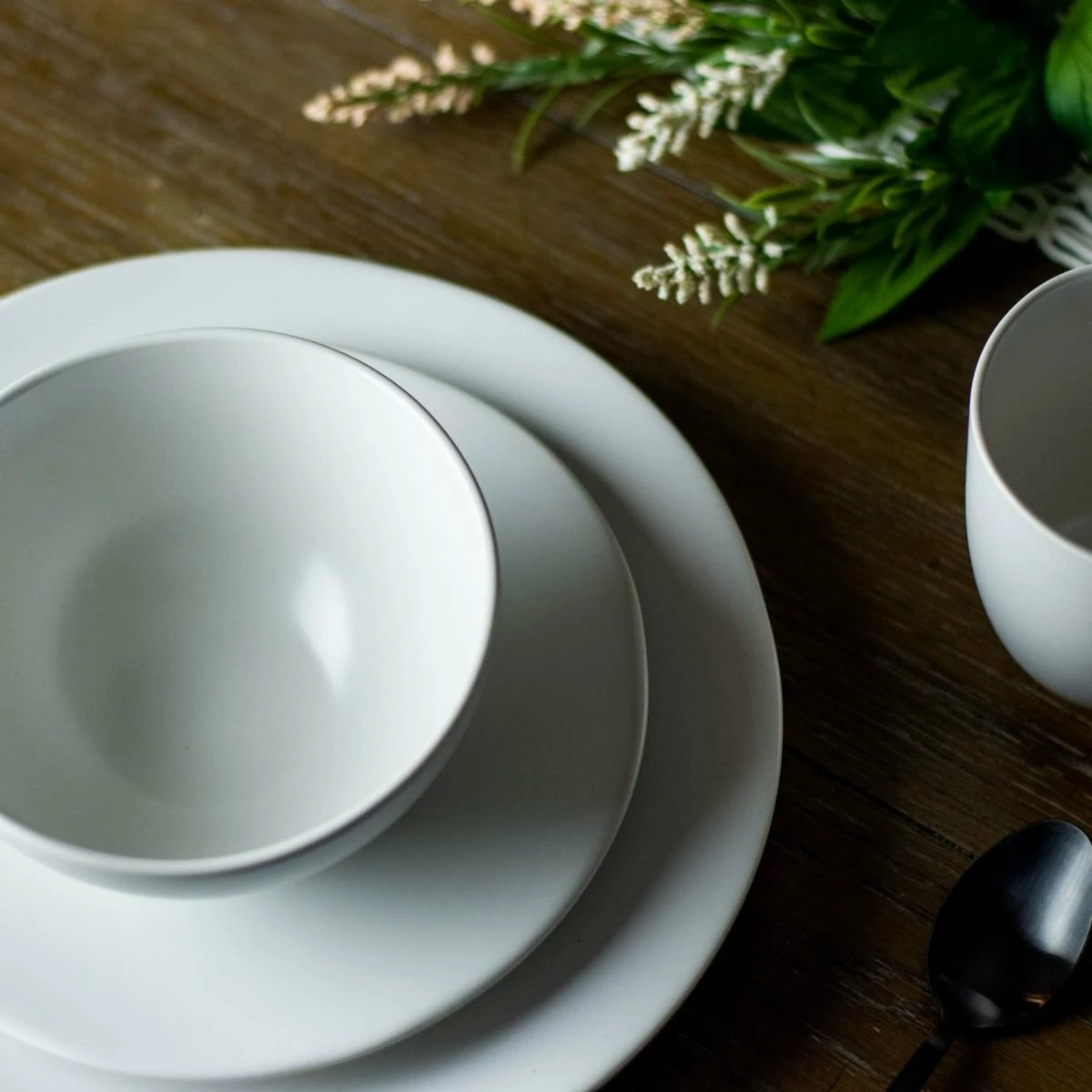 Fortessa Vitraluxe Heirloom 16-Piece Dinnerware Set | Linen 4 Fortessa Vitraluxe Heirloom 16-Piece Dinnerware Set | Linen - Image 2