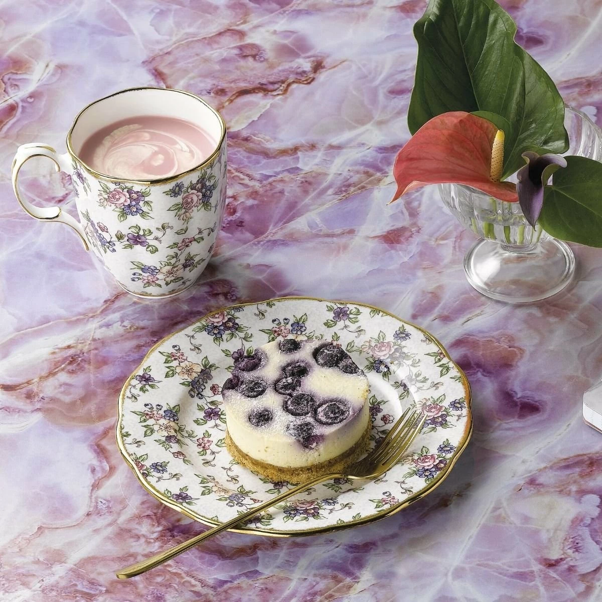 Royal Albert 100 Years 1900-1940 14.1oz Mug Set | 5-Piece 11 Royal Albert 100 Years 1900-1940 14.1oz Mug Set | 5-Piece - Image 9