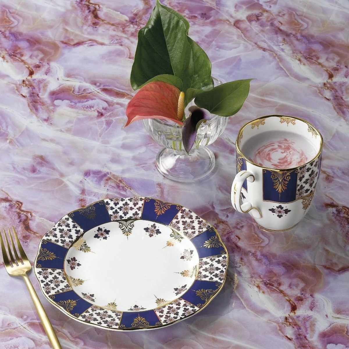 Royal Albert 100 Years 1900-1940 14.1oz Mug Set | 5-Piece 12 Royal Albert 100 Years 1900-1940 14.1oz Mug Set | 5-Piece - Image 10