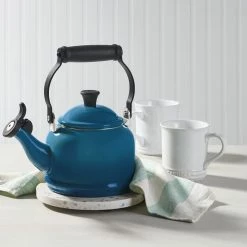 Le Creuset 14oz Mug | White -Dinnerware Sales rs13594 demikettle deepteal 1