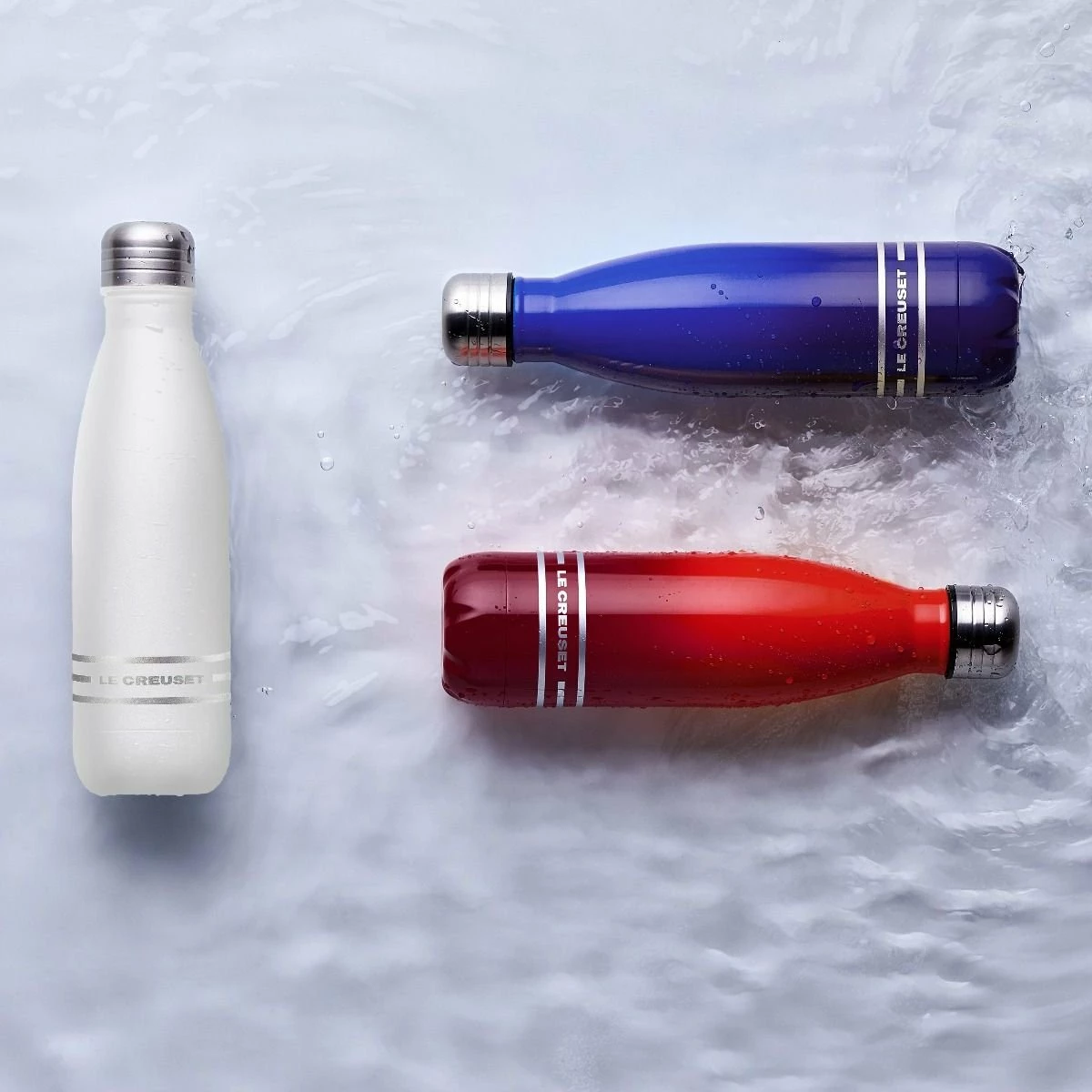 Le Creuset Stainless Steel Hydration Bottle | Cerise 5 Le Creuset Stainless Steel Hydration Bottle | Cerise - Image 3