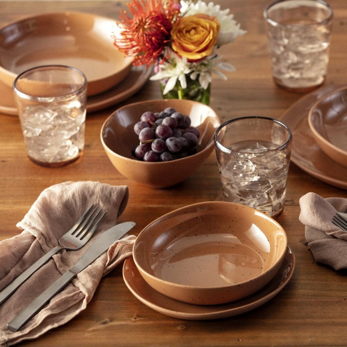 Fortessa Sandia Melamine 11" Dinner Plate | Adobe 4 Fortessa Sandia Melamine 11" Dinner Plate | Adobe - Image 2