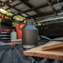 DrinkTanks 32oz Session Growler | Obsidian 9 DrinkTanks 32oz Session Growler | Obsidian -Dinnerware Sales ssn 32 obd woodwork fullsize 2