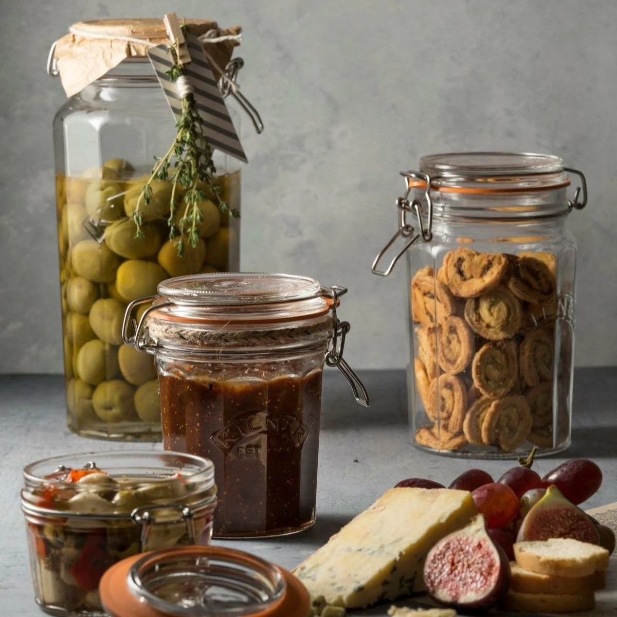 Kilner Facetted Clip Top Jar | 63.4oz 7 Kilner Facetted Clip Top Jar | 63.4oz - Image 5